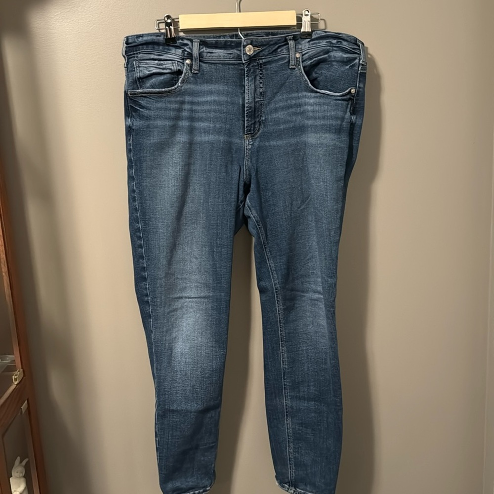 Silver Avery Skinny